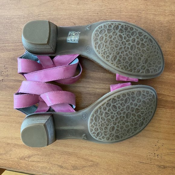 Dorking pink leather ankle strap sandals 37  (US 7) - Picture 4 of 6